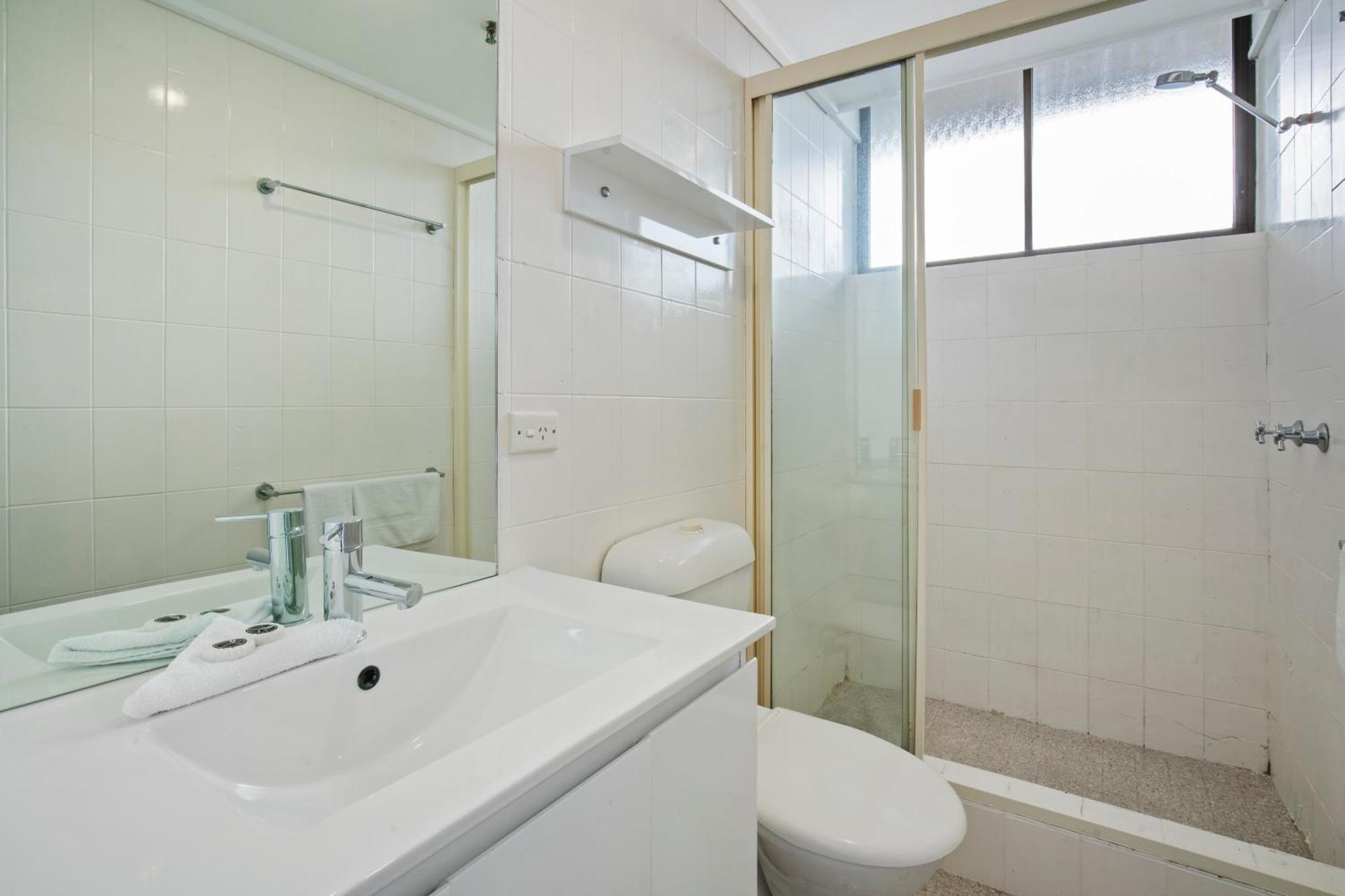 Capricorn One Beachside Holiday Apartments - Official Gold Coast Exterior foto