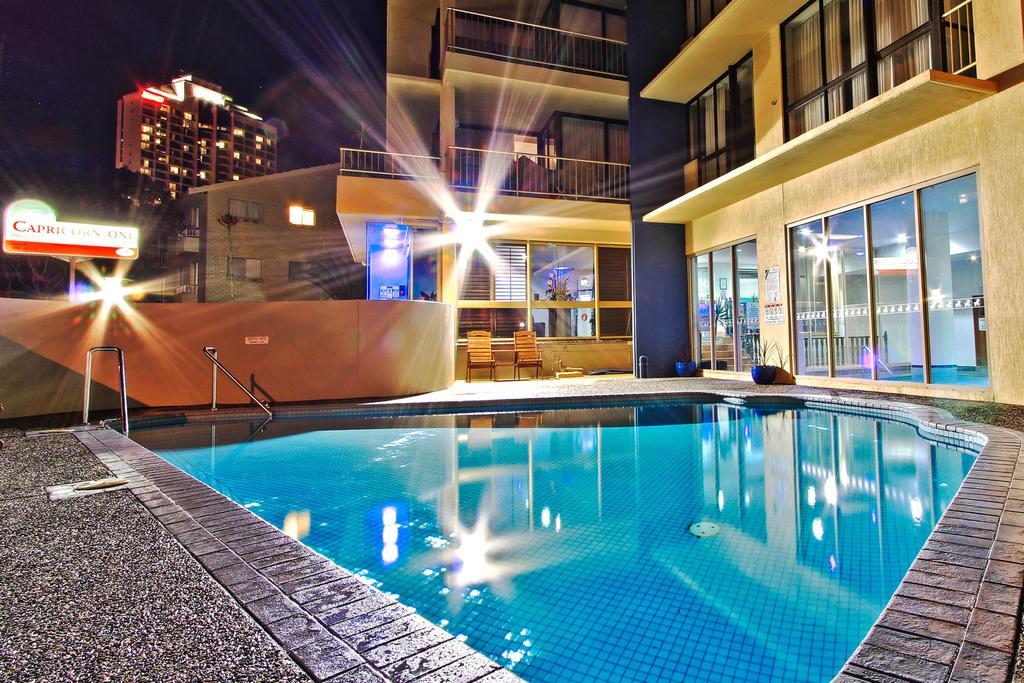 Capricorn One Beachside Holiday Apartments - Official Gold Coast Exterior foto
